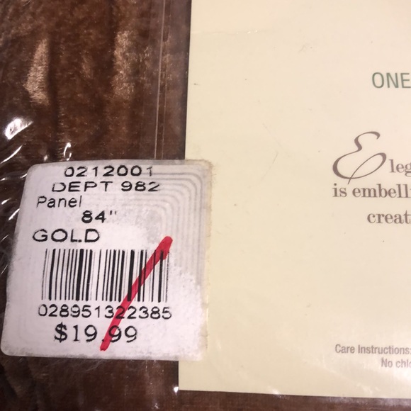 BL Home Curtain - Picture 5 of 6